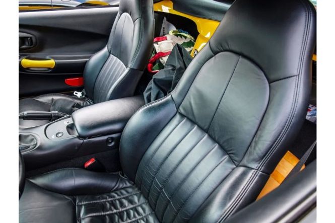 Hovedbilde 1997-2004 CORVETTE REPRO LEATHER STANDARD SEAT ...